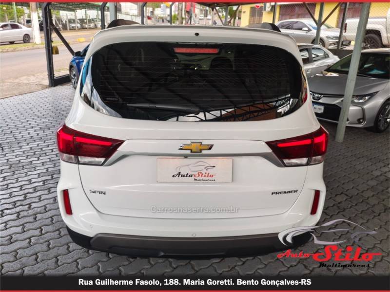 CHEVROLET - SPIN - 2024/2025 - Branca - R$ 138.900,00