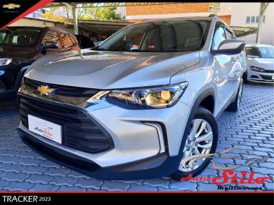 CHEVROLET - TRACKER - 2022/2023 - Prata - R$ 119.500,00