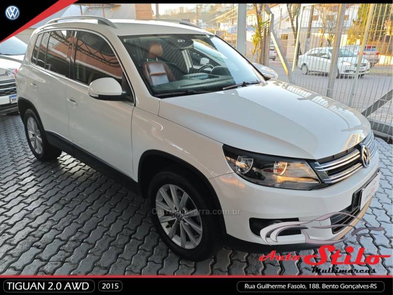 VOLKSWAGEN - TIGUAN - 2014/2015 - Branca - R$ 74.900,00