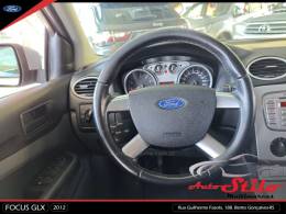 FORD - FOCUS - 2011/2012 - Prata - R$ 42.900,00