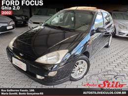 FORD - FOCUS - 2002/2002 - Preta - R$ 17.900,00
