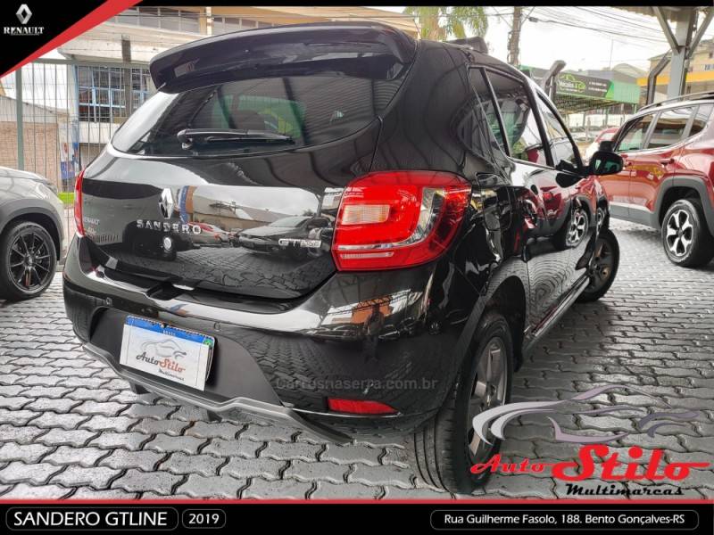 RENAULT - SANDERO - 2018/2019 - Preta - R$ 51.990,00