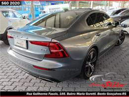 VOLVO - S60 - 2020/2020 - Cinza - R$ 175.900,00
