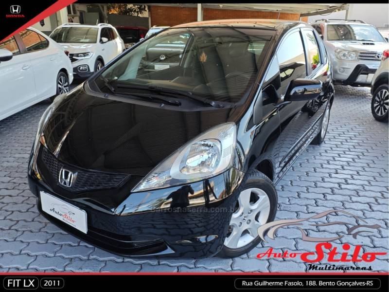 HONDA - FIT - 2010/2011 - Preta - R$ 45.900,00