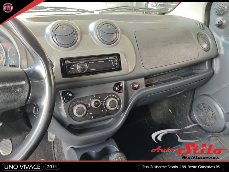 FIAT - UNO - 2014/2014 - Prata - R$ 34.900,00