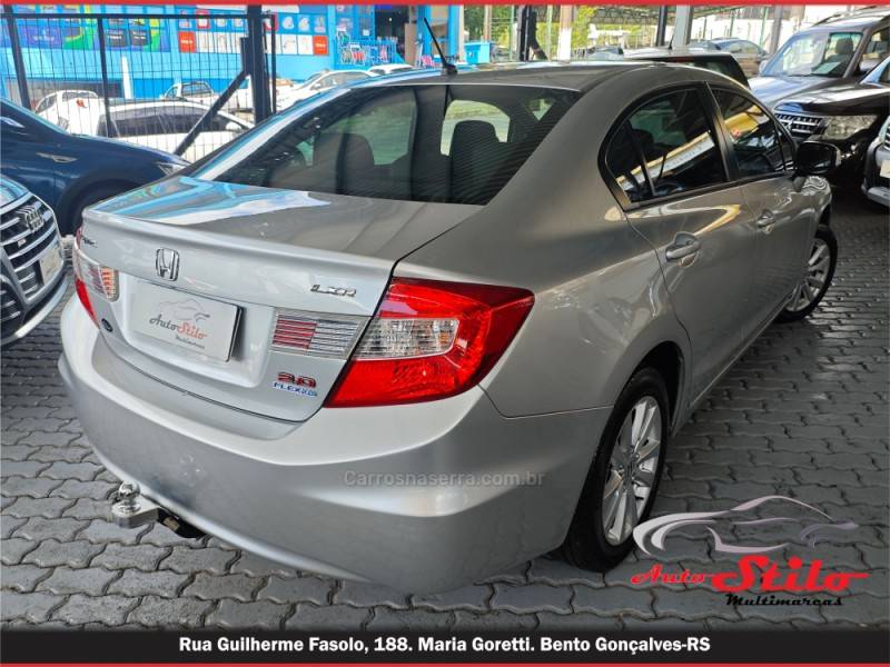 HONDA - CIVIC - 2014/2014 - Prata - R$ 76.900,00