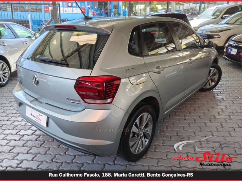 VOLKSWAGEN - POLO - 2018/2019 - Bege - R$ 84.900,00