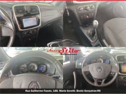 RENAULT - SANDERO - 2018/2019 - Preta - R$ 49.990,00