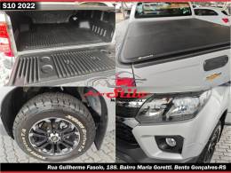 CHEVROLET - S10 - 2021/2022 - Prata - R$ 155.500,00