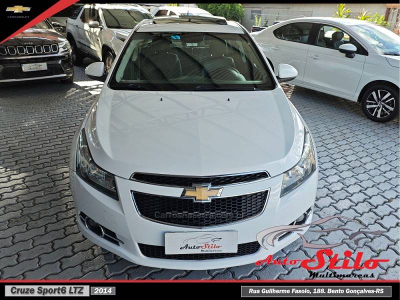 CHEVROLET - CRUZE - 2013/2014 - Branca - R$ 73.900,00