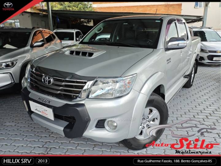 TOYOTA - HILUX - 2013/2013 - Prata - R$ 139.900,00