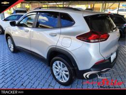 CHEVROLET - TRACKER - 2022/2023 - Prata - R$ 119.500,00