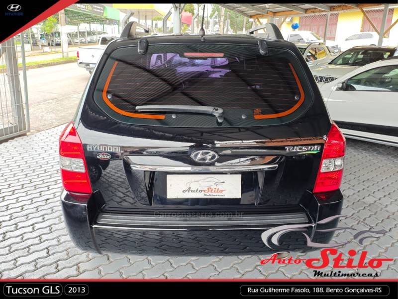 HYUNDAI - TUCSON - 2012/2013 - Preta - R$ 49.900,00