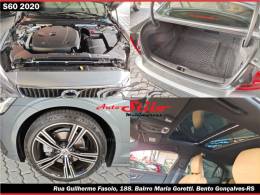 VOLVO - S60 - 2020/2020 - Cinza - R$ 175.900,00
