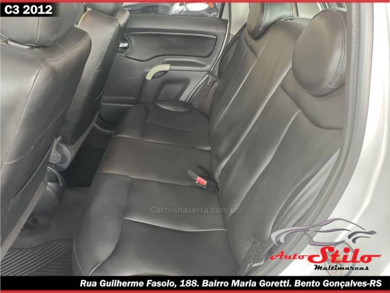 CITROËN - C3 - 2011/2012 - Prata - R$ 33.900,00