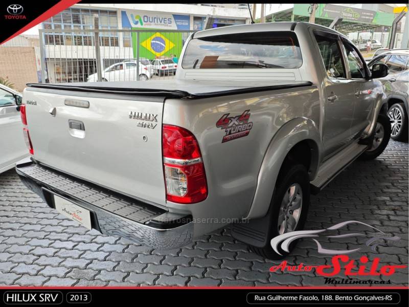 TOYOTA - HILUX - 2013/2013 - Prata - R$ 139.900,00