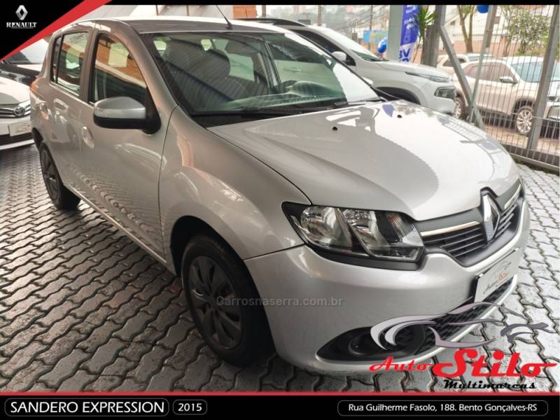 RENAULT - SANDERO - 2014/2015 - Prata - R$ 41.900,00