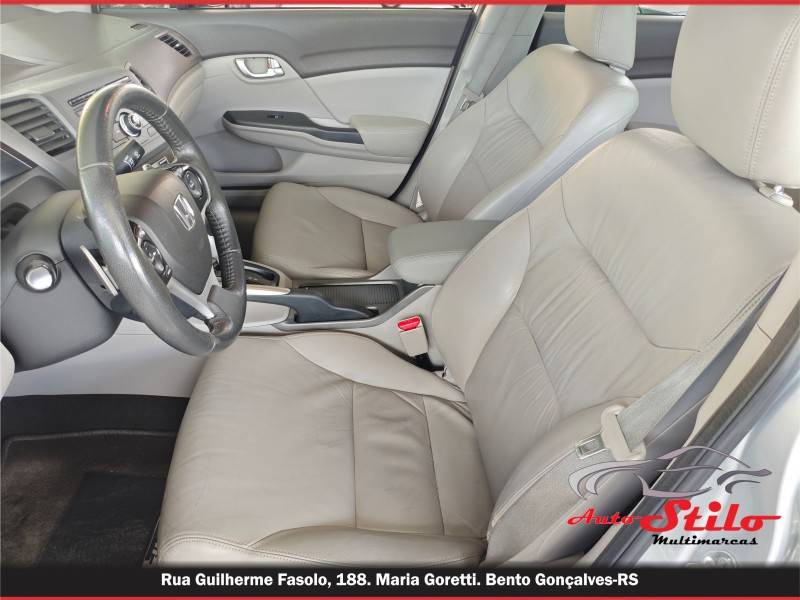 HONDA - CIVIC - 2014/2014 - Prata - R$ 76.900,00