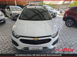 CHEVROLET - ONIX - 2017/2018 - Branca - R$ 69.900,00