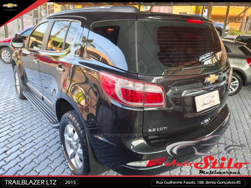 CHEVROLET - TRAILBLAZER - 2014/2015 - Preta - R$ 139.900,00