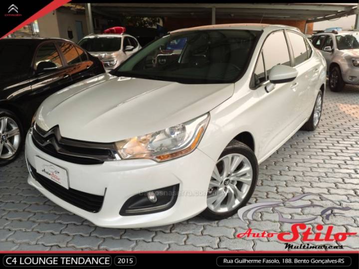 CITROËN - C4 LOUNGE - 2014/2015 - Branca - R$ 53.900,00