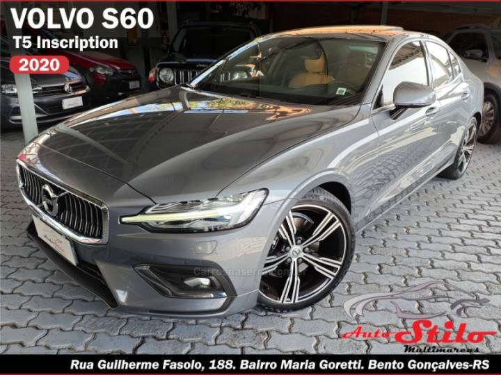 VOLVO - S60 - 2020/2020 - Cinza - R$ 175.900,00