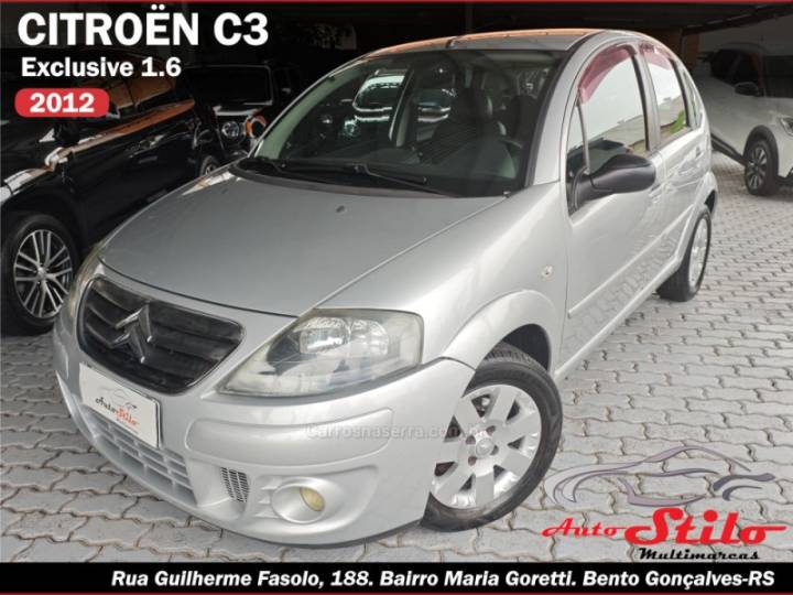 CITROËN - C3 - 2011/2012 - Prata - R$ 33.900,00