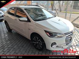 CHEVROLET - ONIX - 2023/2024 - Branca - R$ 107.900,00