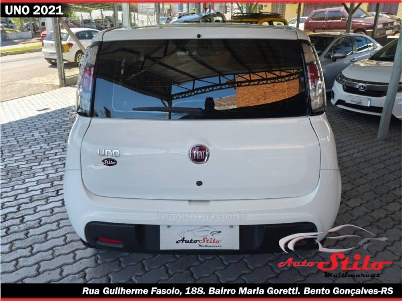 FIAT - UNO - 2020/2021 - Branca - R$ 47.900,00