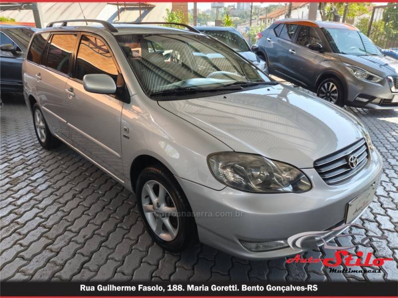 TOYOTA - FIELDER - 2005/2006 - Prata - R$ 42.900,00