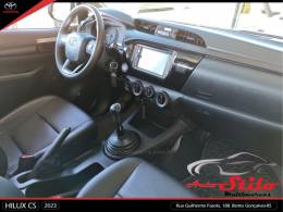 TOYOTA - HILUX - 2023/2023 - Branca - R$ 195.890,00