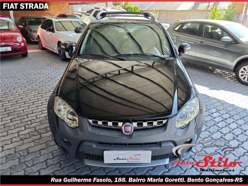 FIAT - STRADA - 2014/2014 - Preta - R$ 59.900,00