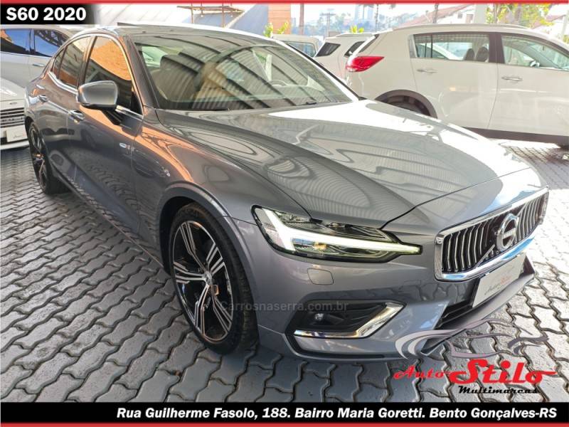 VOLVO - S60 - 2020/2020 - Cinza - R$ 175.900,00