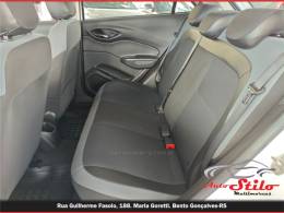 CHEVROLET - ONIX - 2019/2019 - Branca - R$ 71.900,00