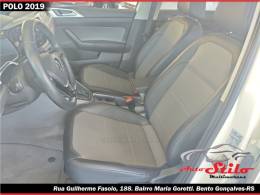 VOLKSWAGEN - POLO - 2018/2019 - Branca - R$ 79.900,00