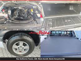 CHEVROLET - S10 - 2011/2011 - Branca - R$ 69.900,00