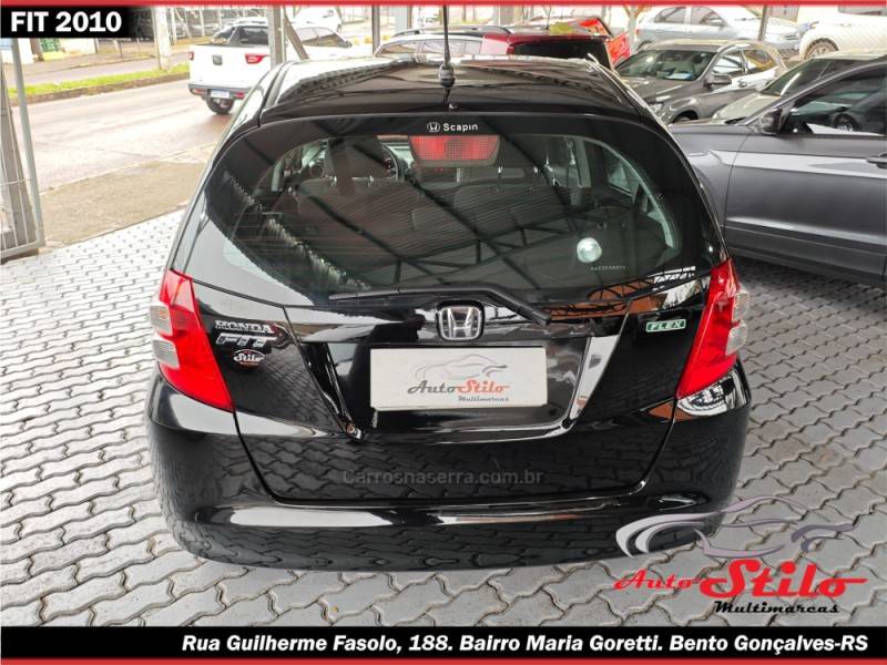 HONDA - FIT - 2010/2010 - Preta - R$ 43.900,00