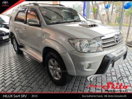 TOYOTA - HILUX SW4 - 2009/2010 - Prata - R$ 124.900,00