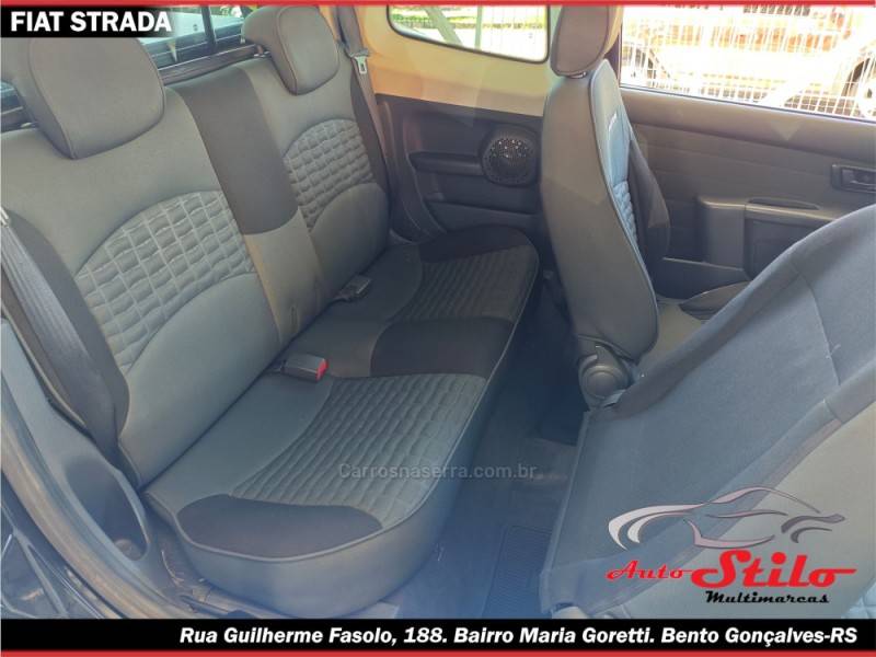 FIAT - STRADA - 2014/2014 - Preta - R$ 59.900,00