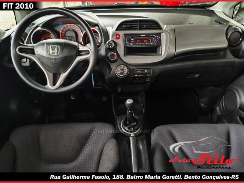 HONDA - FIT - 2010/2010 - Preta - R$ 43.900,00