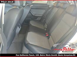 VOLKSWAGEN - POLO - 2018/2019 - Branca - R$ 79.900,00