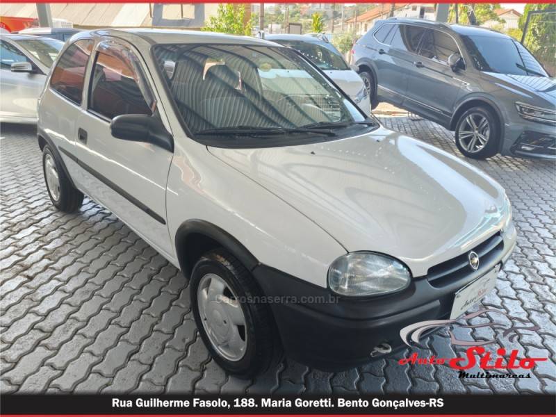 CHEVROLET - CORSA - 1998/1998 - Branca - R$ 12.900,00
