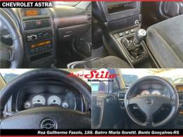 CHEVROLET - ASTRA - 2009/2010 - Vermelha - R$ 39.900,00