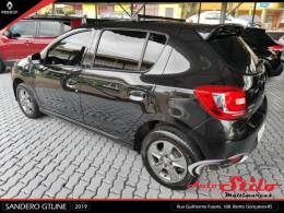 RENAULT - SANDERO - 2018/2019 - Preta - R$ 51.990,00