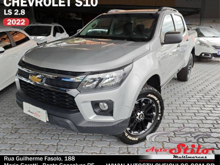 CHEVROLET - S10 - 2021/2022 - Prata - R$ 155.500,00