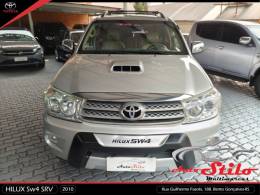 TOYOTA - HILUX SW4 - 2009/2010 - Prata - R$ 124.900,00