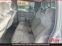 CHEVROLET - S10 - 2011/2011 - Branca - R$ 69.900,00