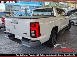 MITSUBISHI - L200 TRITON - 2025/2026 - Branca - R$ 300.000,00