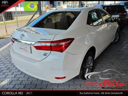 TOYOTA - COROLLA - 2016/2017 - Branca - R$ 95.900,00