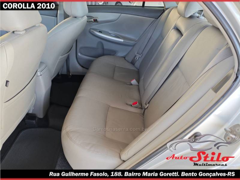 TOYOTA - COROLLA - 2009/2010 - Prata - R$ 59.900,00